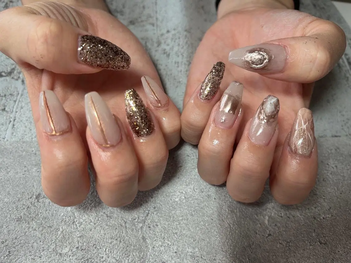 ネイル ミラーネイル ニュアンスネイル Mimi Nailのネイルデザイン