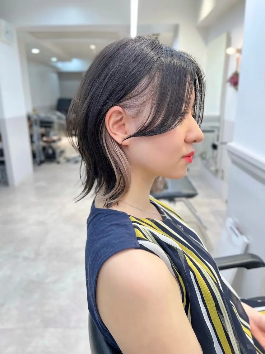 ミディアム カラー ボブ くびれヘア 夏山 秀憲のヘアスタイル