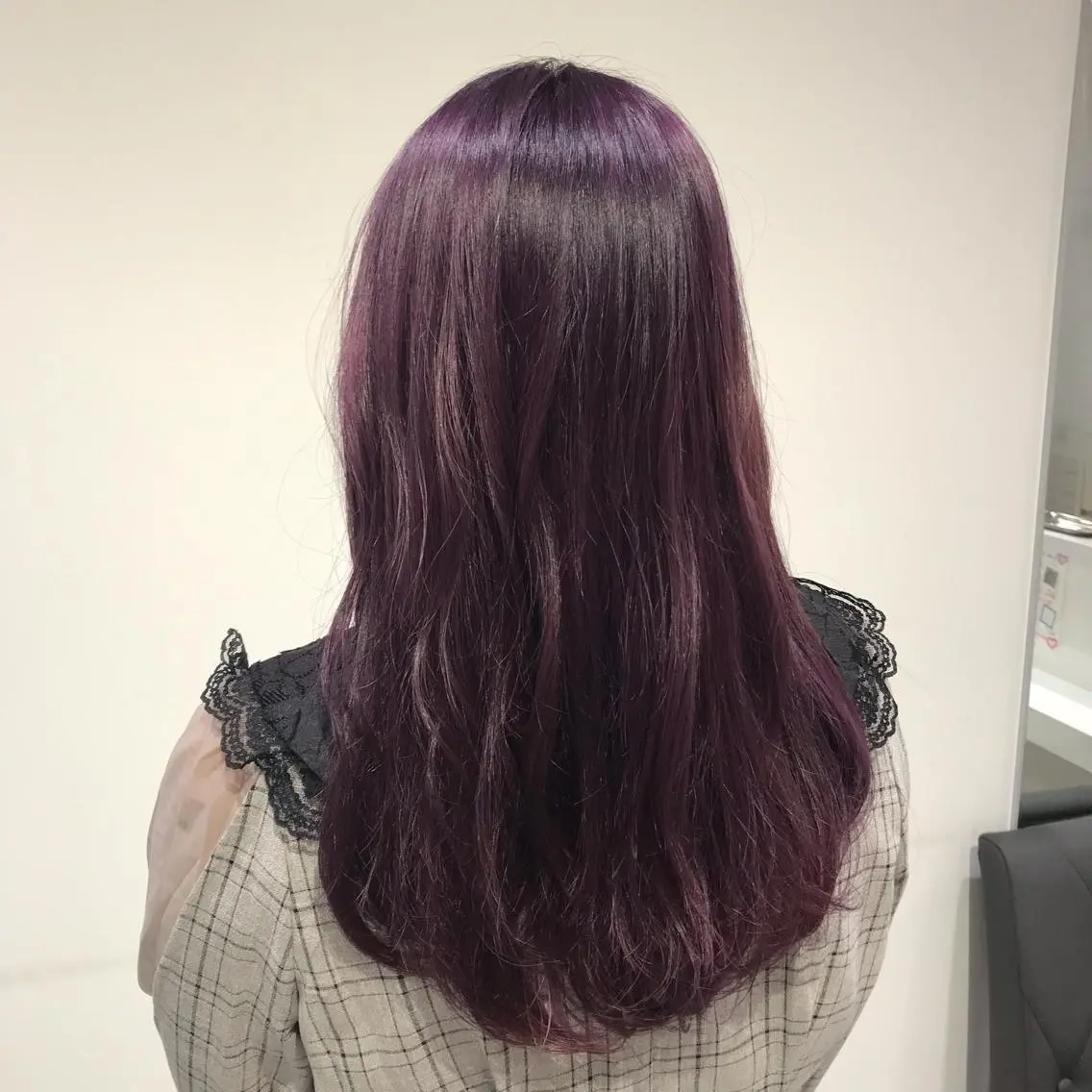セミロング カラー ブリーチ 透明感カラー イルミナカラー ラベンダーカラー 【暖色カラー特化】 中山由梨のヘアスタイル