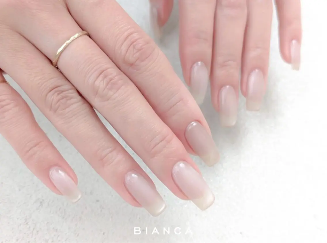 ネイル ジェルネイル パラジェル Bianca浦和西口 ANNAのネイルデザイン
