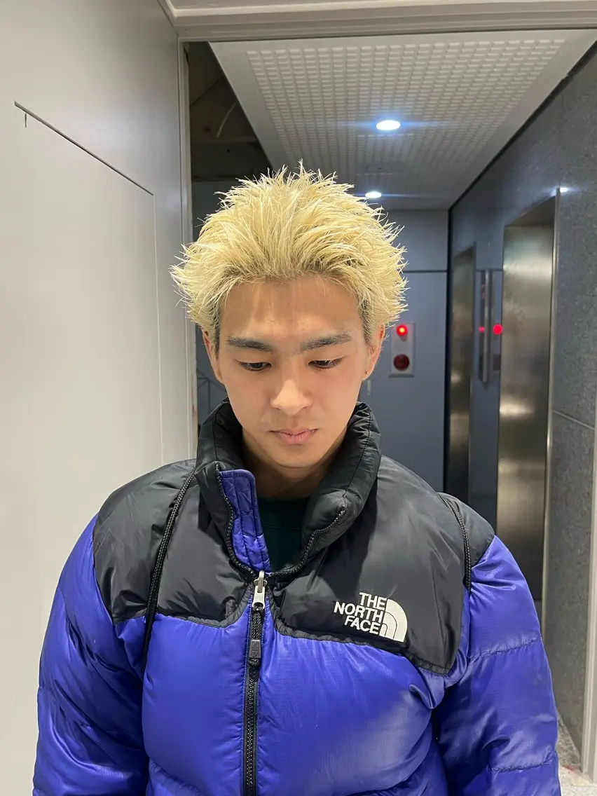 ショート カラー パーマ メンズ ブロンド カット 🔥メンズ 特化🔥菊水皐暉🔥のヘアスタイル