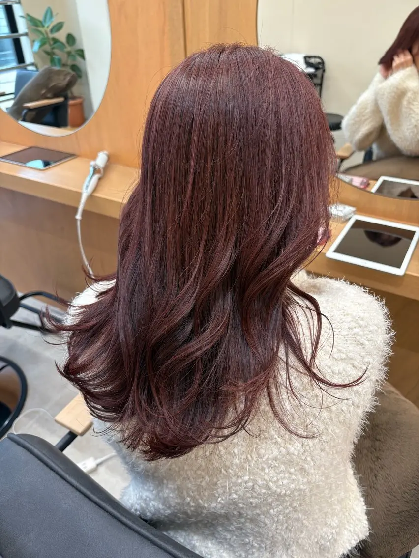 ロング カラー ブラウンカラー レッドカラー レッドブラウン ヘアカラー 暖色＊ベージュ ＊くらたあやかのヘアスタイル