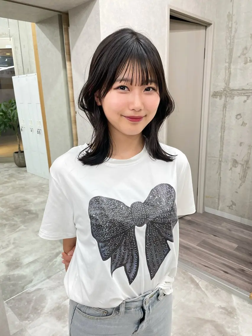 ミディアム カラー 黒髪 ブリーチ 透明感カラー ブリーチなしカラー 顔まわりレイヤー ブリーチ/ベージュ 💕/momoaのヘアスタイル