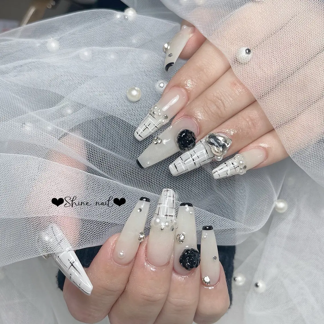 ネイル ハンドネイル shine 🎀 長さ出し専門のネイルデザイン