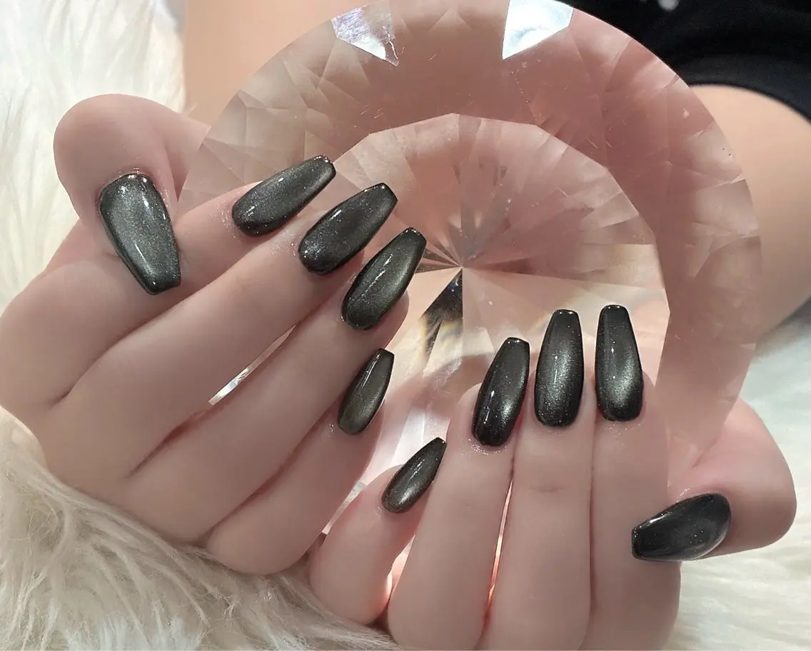 ネイル LoaChaton kaeのネイルデザイン
