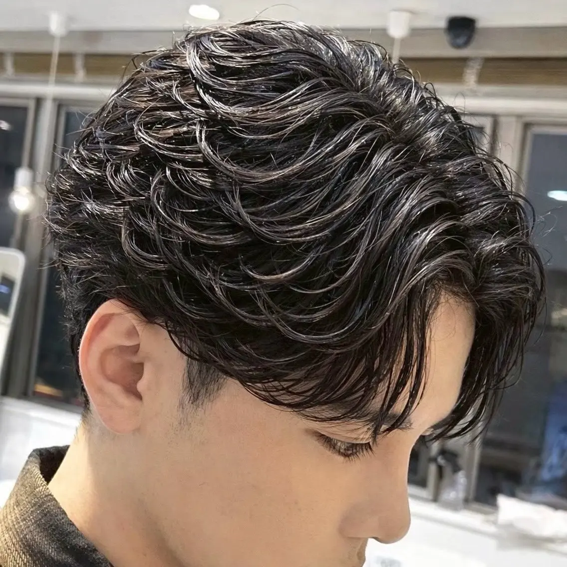 ショート パーマ メンズ パーマ 🇰🇷韓国フェザー パーマ🪽‪/ユウトのヘアスタイル