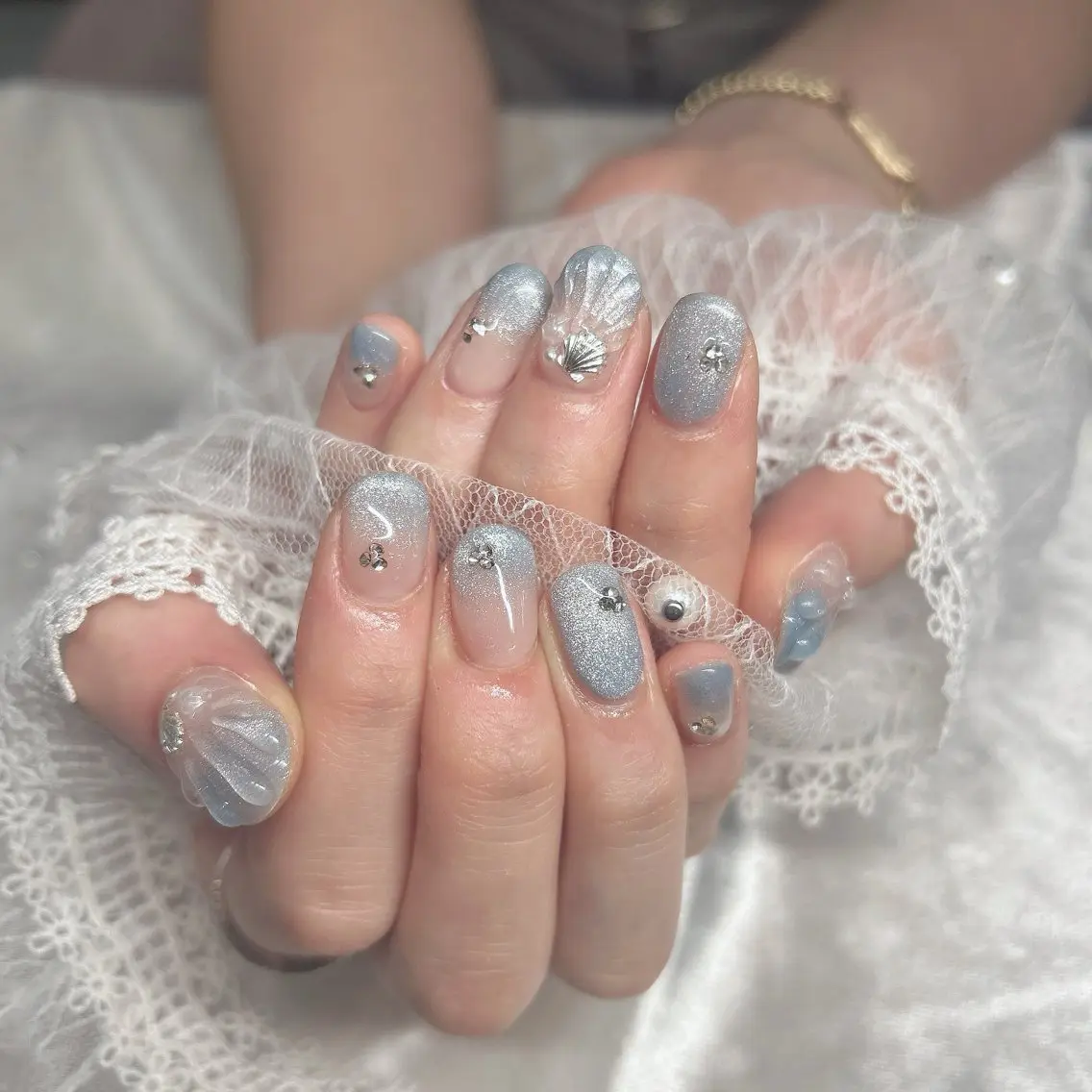 ネイル グラデーション マグネットネイル ぷっくりネイル ハンドネイル Best Nail Yu🎀🫧のネイルデザイン