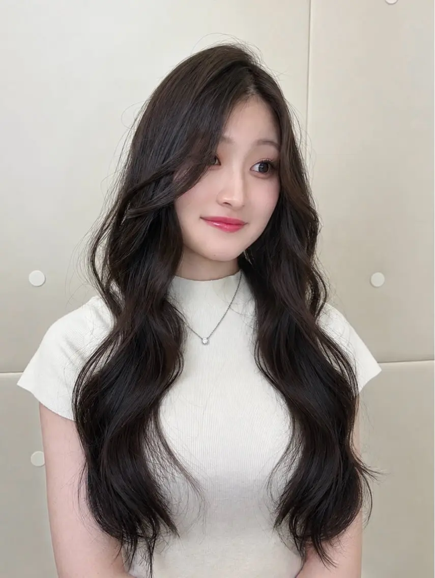 ロング カット ヘアカラー 【艶髪カラー】 omiのヘアスタイル