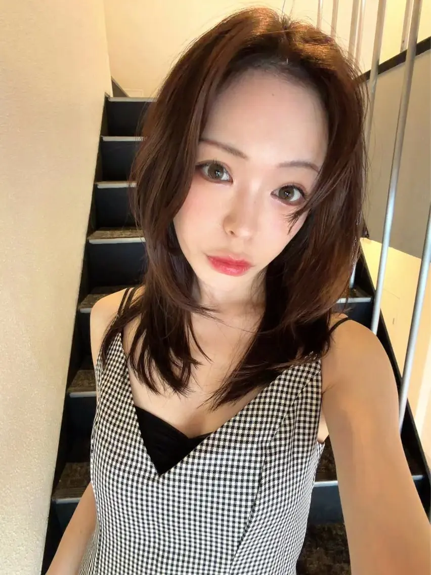 セミロング カラー レイヤーカット カット ヘアカラー トリートメント 渋谷レイヤーカット❌ 縮毛矯正専門/武田涼のヘアスタイル