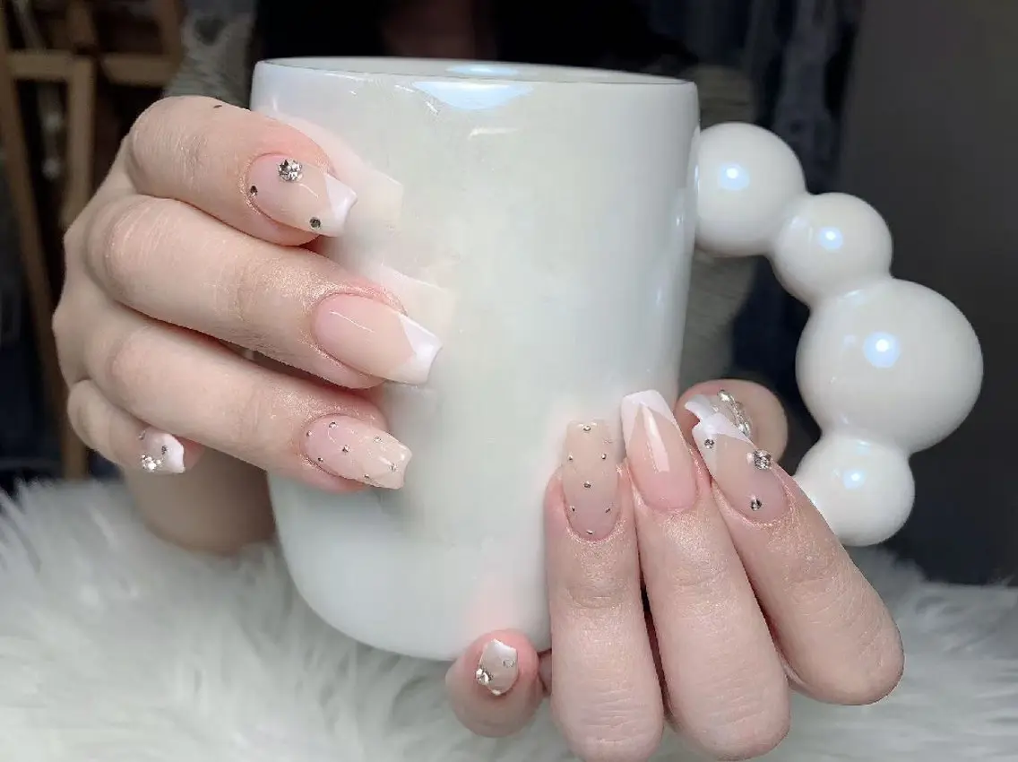 ネイル ENsalon AKIRAのネイルデザイン