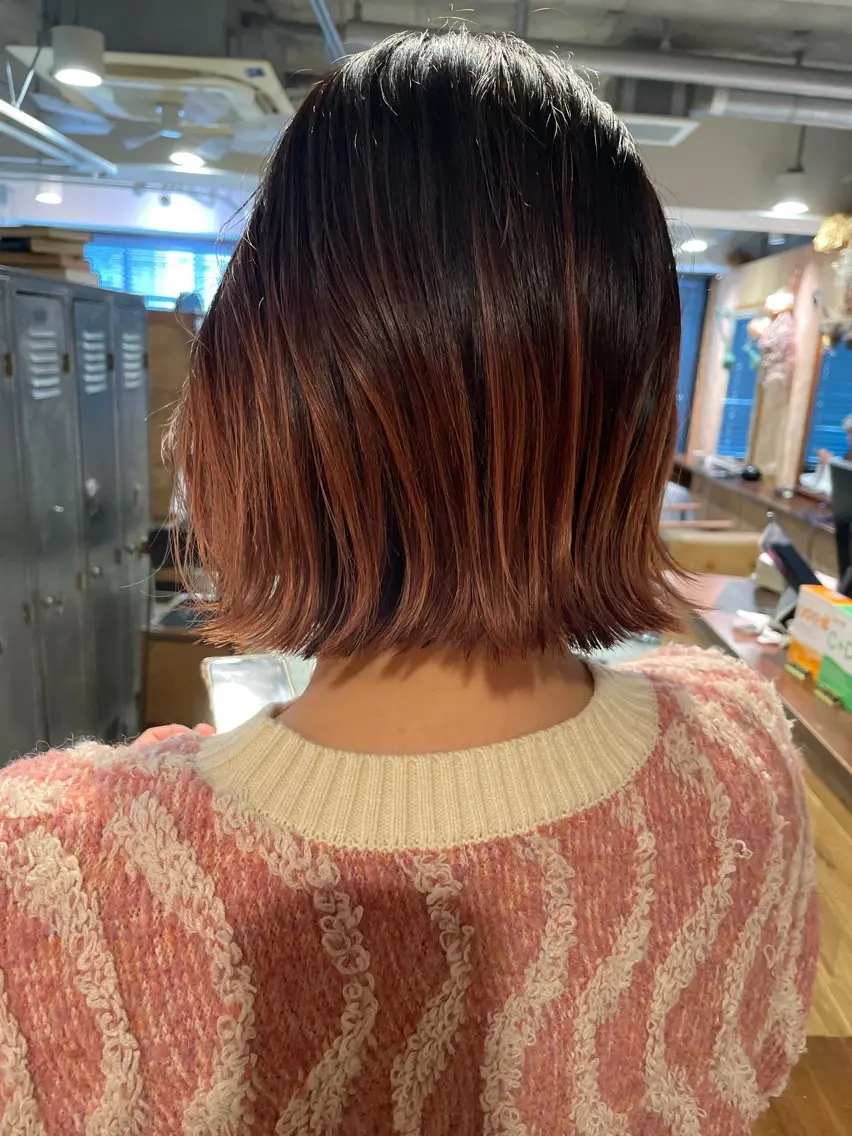 ミディアム カラー ブリーチ カット ヘアカラー トリートメント ayane⭐️ボブ・ ショート・パーマのヘアスタイル