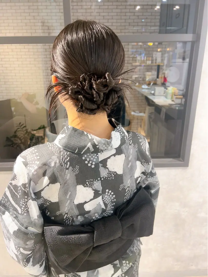 ヘアアレンジ 着物ヘア 卒業式のヘアスタイル 髪飾り 着付け 池田 みのりのヘアスタイル