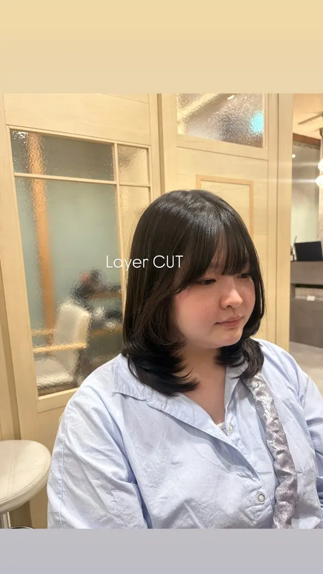 セミロング カット トリートメント MIYU｜パーソナル 診断🩵肌映えカラーのヘアスタイル