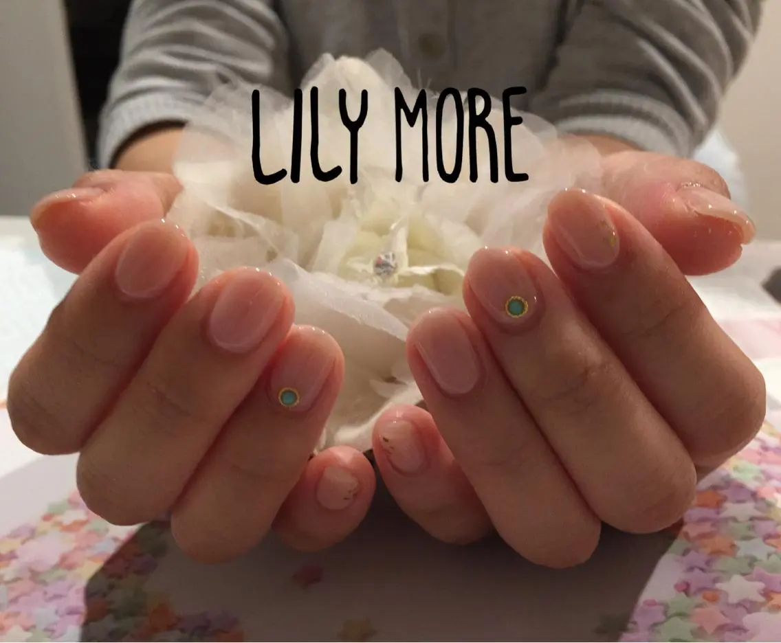 ネイル シンプルネイル Lily closetのネイルデザイン