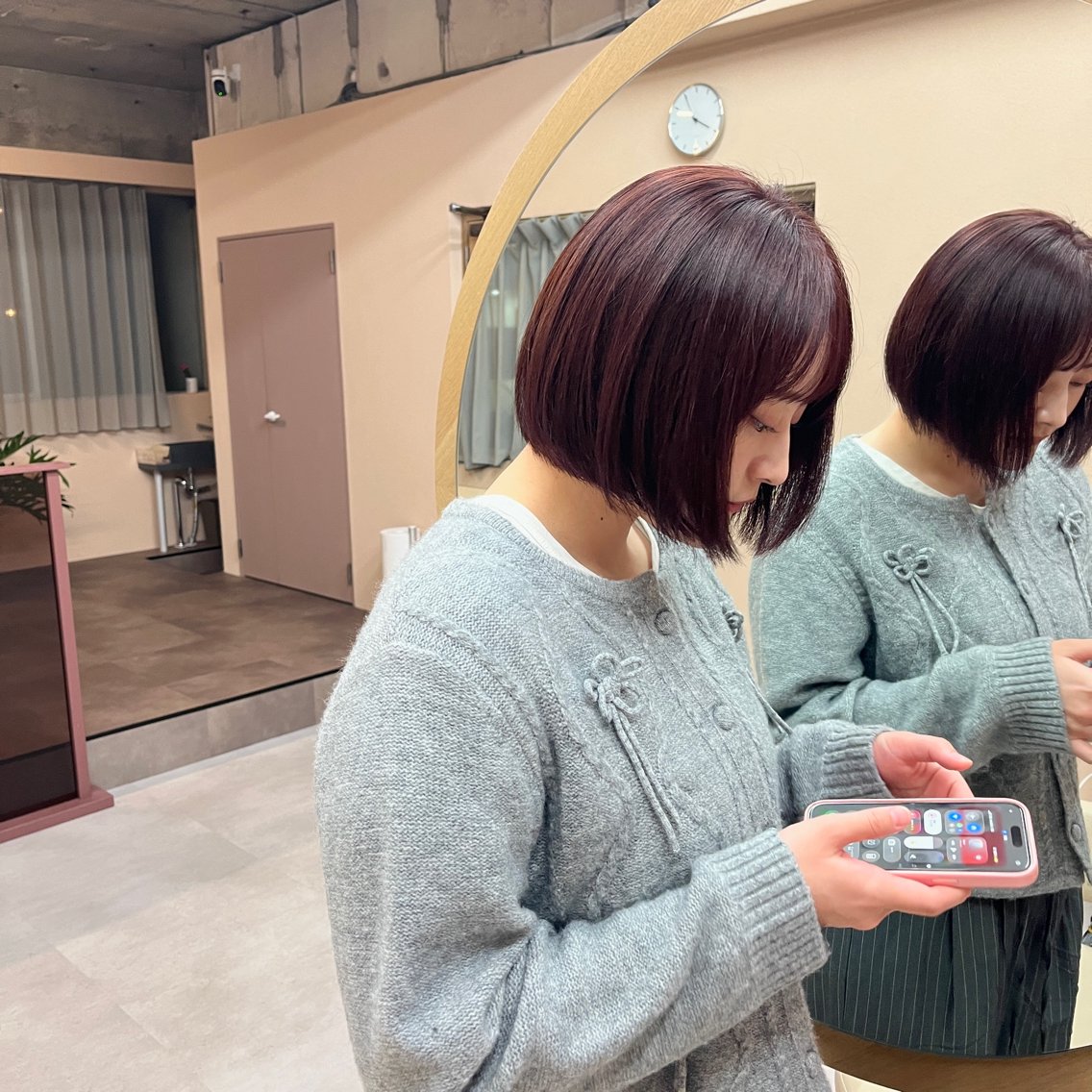 ショート カラー ベージュカラー ブリーチ カシス 透明感カラー ダブルカラー カット ヘアカラー トリートメント 髪質改善カラー/ボブ 🌻Mutsumiのヘアスタイル