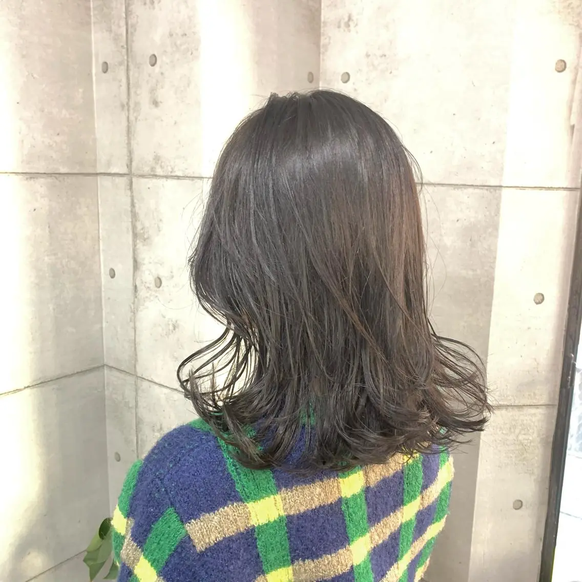 ミディアム カラー パーマ ヘアアレンジ メンズ ネイル マツエク・マツパ 切りっぱなしヘアボブ ミディアムヘアRYOのヘアスタイル