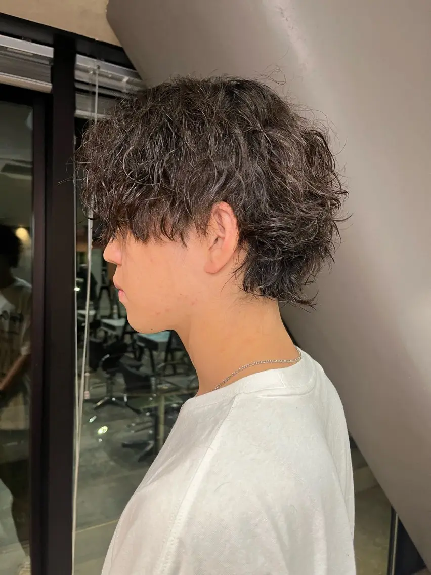 パーマ メンズ 溝口 右京のヘアスタイル