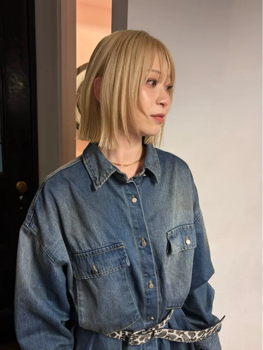 ショート カラー ブロンド ボブ カット ヘアカラー トリートメント ボブ/ミディアム RIONAのヘアスタイル