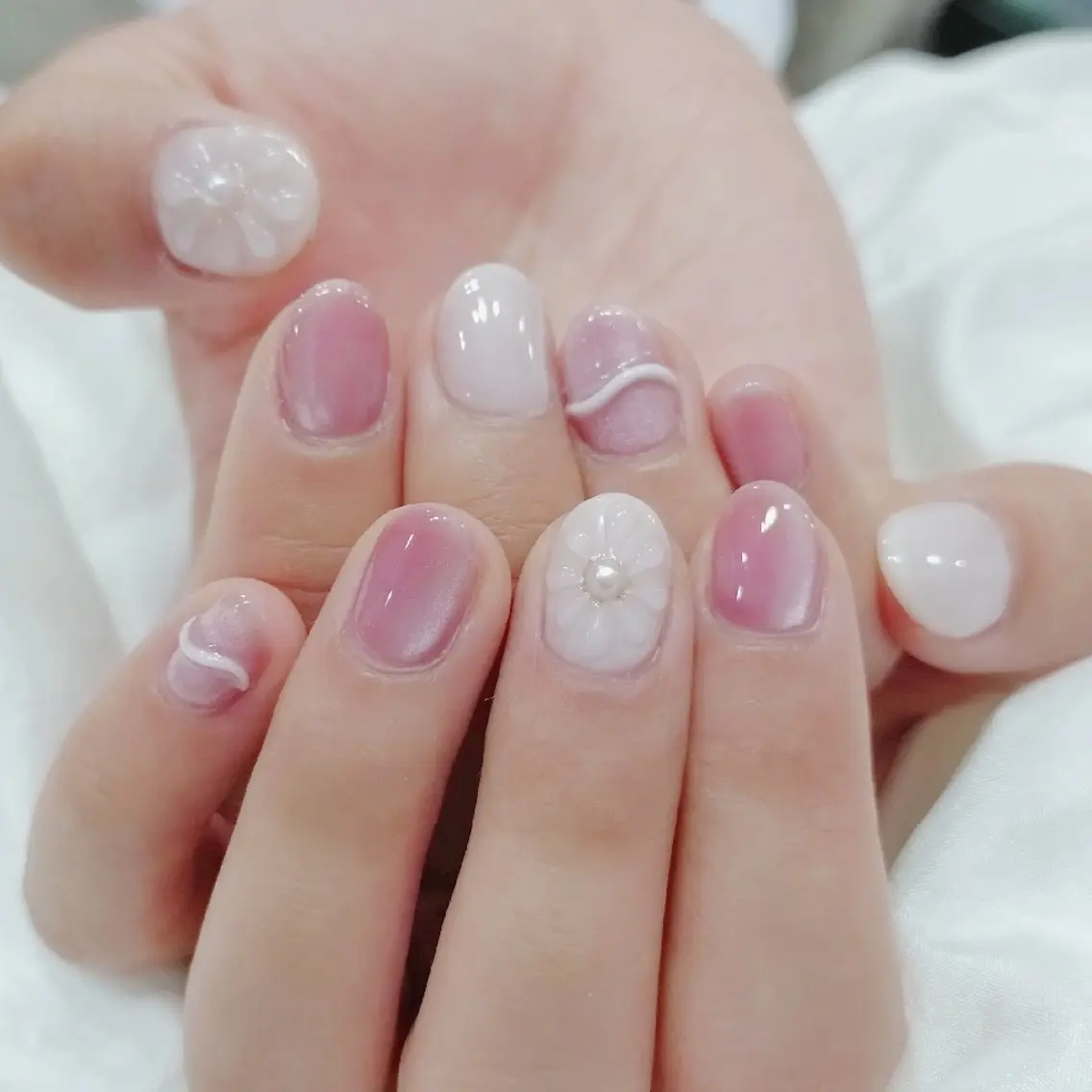 ネイル 西村 綾子のネイルデザイン