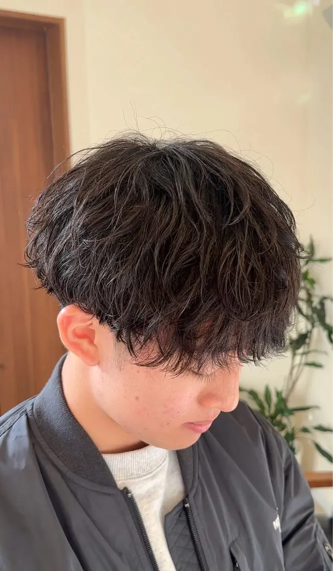 パーマ メンズ メンズパーマ カット パーマ RITZ 小平颯真のヘアスタイル