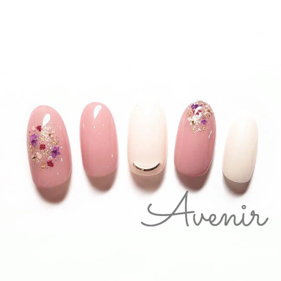 ネイル Avenir 表参道 nail&eye予約のネイルデザイン