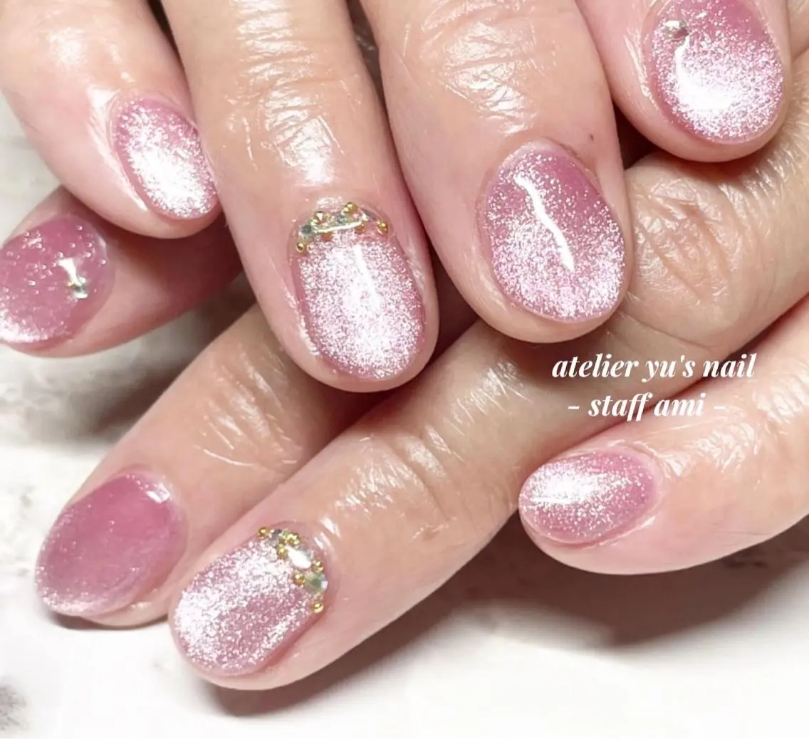 ネイル ジェルネイル グラデーション マグネットネイル ピンク ハンドネイル ハンドケア atelier yu's nailのネイルデザイン