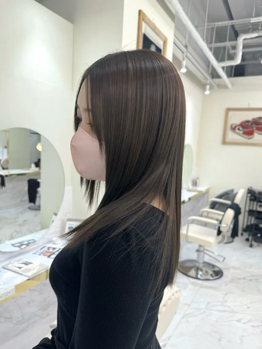 セミロング カラー ヘアアレンジ ヘアカラー トリートメント レイヤーカット🤍 RINAのヘアスタイル