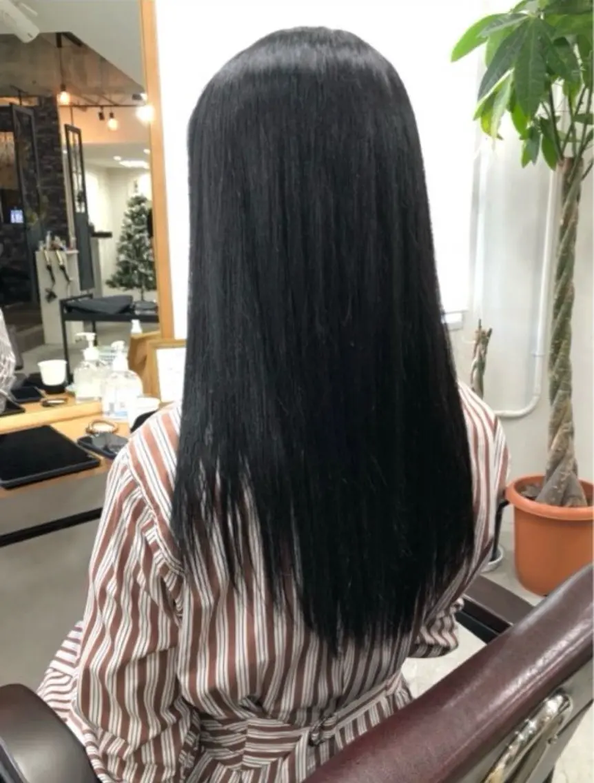 【実習のための!!】黒染めじゃない透明感暗髪カラー💫の写真
