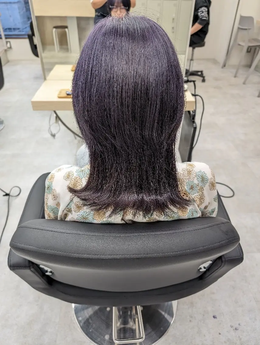 ミディアム カラー ブリーチ バイオレットカラー ウルフカット トリートメント ✨デザインカラー✨ 中澤秀章のヘアスタイル