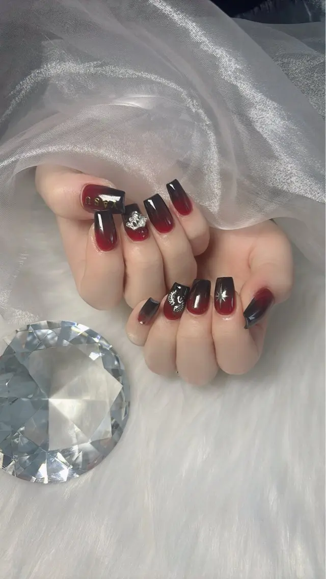 ネイル ハンドネイル Kayo 💅のネイルデザイン