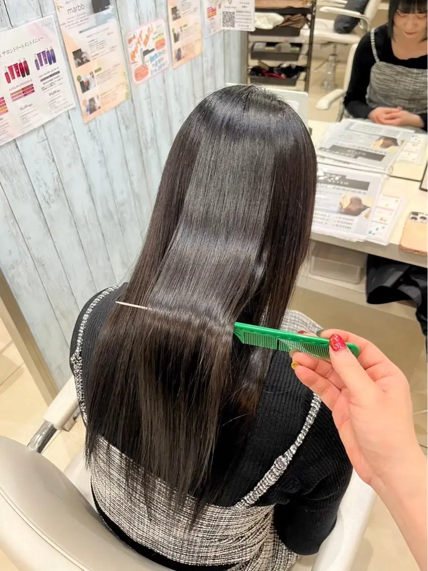 ロング カット ヘアカラー トリートメント [髪質改善カラー] ひかるのヘアスタイル