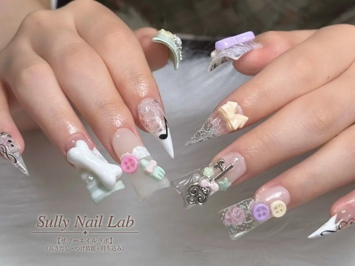 ネイル ジェルネイル キラキラネイル ロングネイル マグネットネイル 持ち込み ハンドネイル Sully Nail Labのネイルデザイン