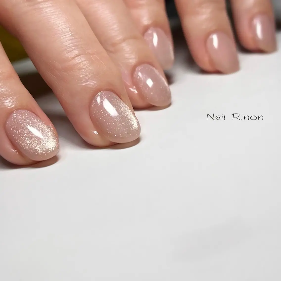 ネイル マグネットネイル ハンドネイル Nail Rinonのネイルデザイン
