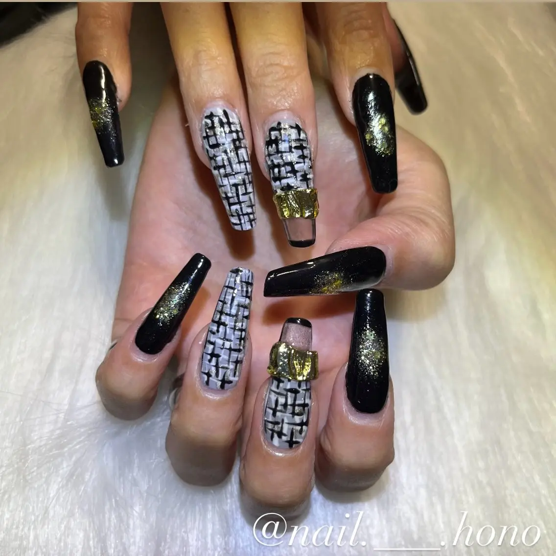 ネイル ハンドネイル NailSalo AriuMのネイルデザイン
