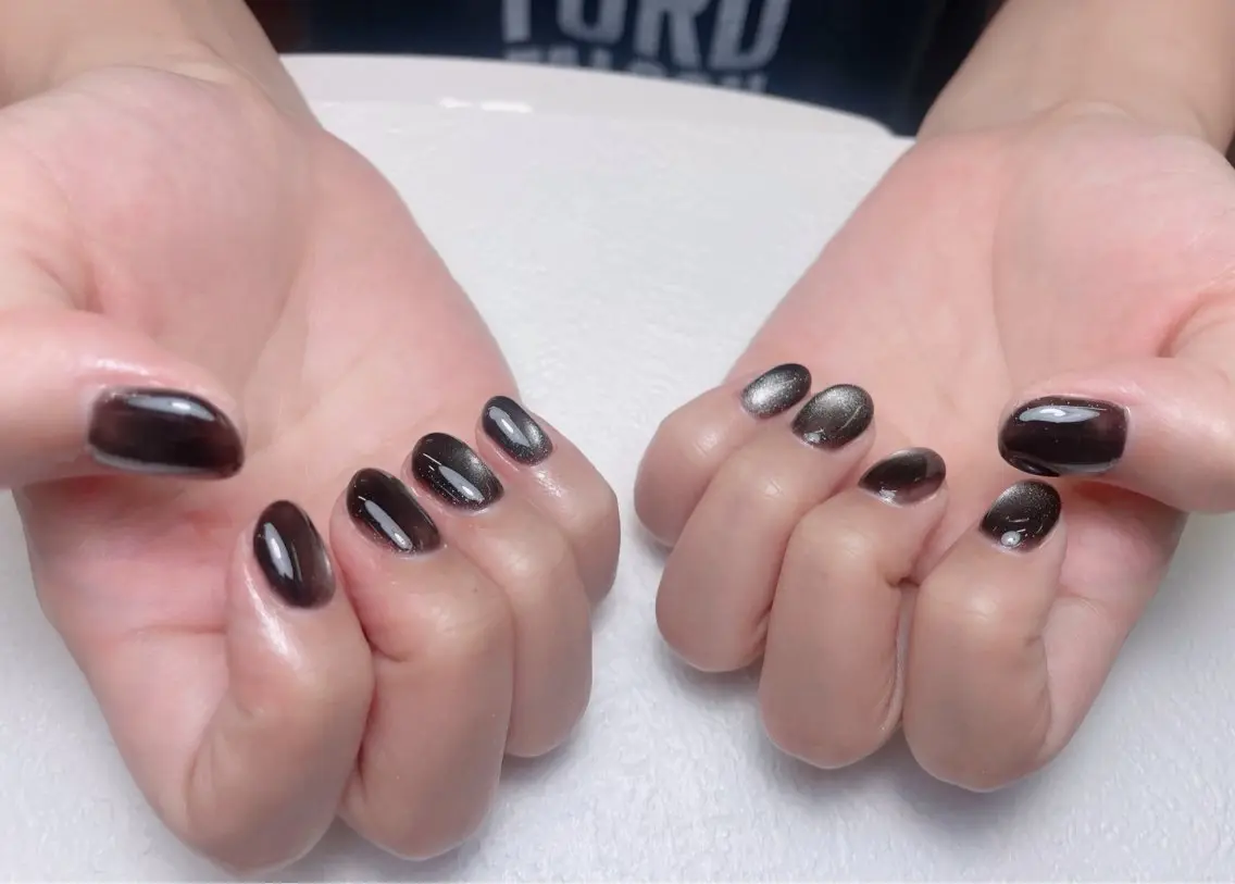 ネイル チークネイル フレンチネイル ジェルネイル ラメ(グリッター) ラメグラデーション MEO NAIL 中野 研修ネイリストのネイルデザイン