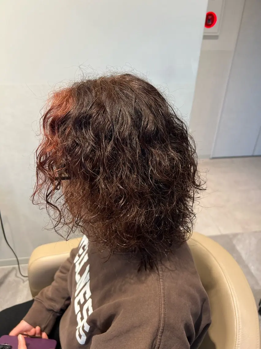 ミディアム カラー くせ毛 カット ヘアカラー 🍇おぐら めぐみ🍇のヘアスタイル