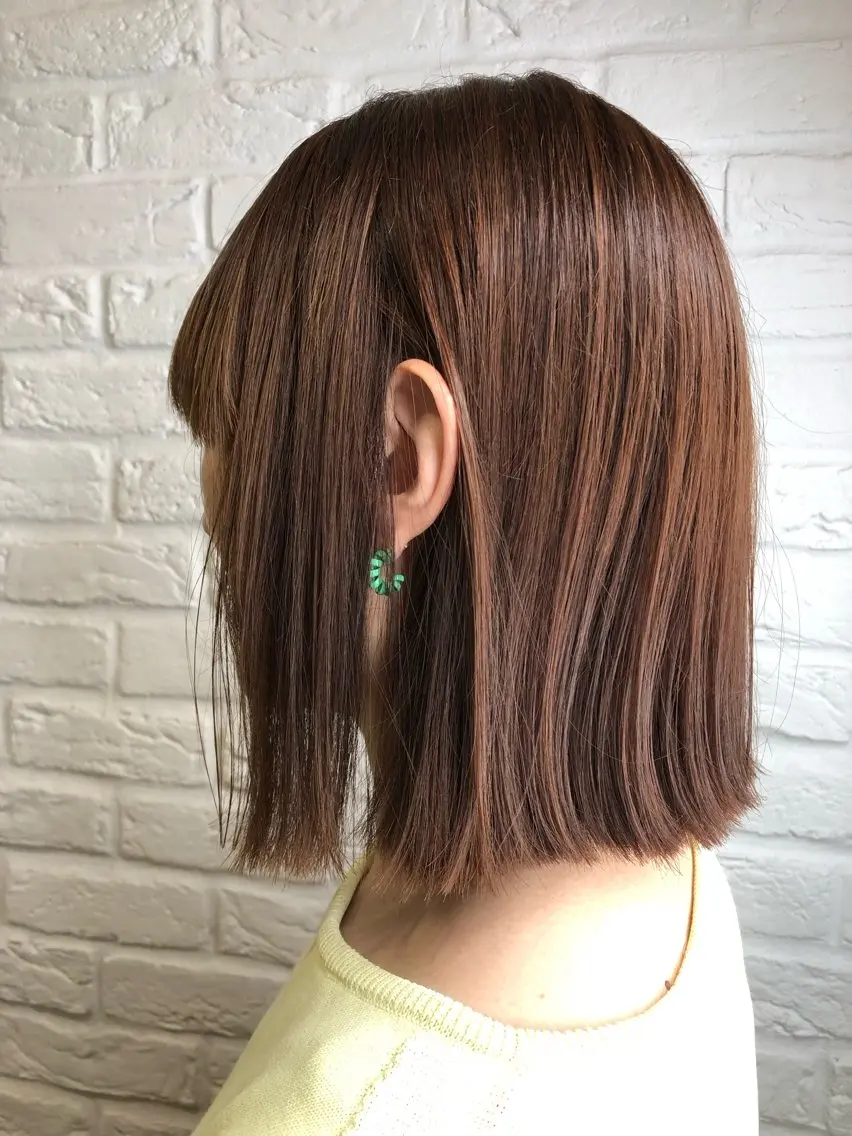 ミディアム ボブ 外ハネヘア カット ヘアカラー トリートメント 八木 文子のヘアスタイル