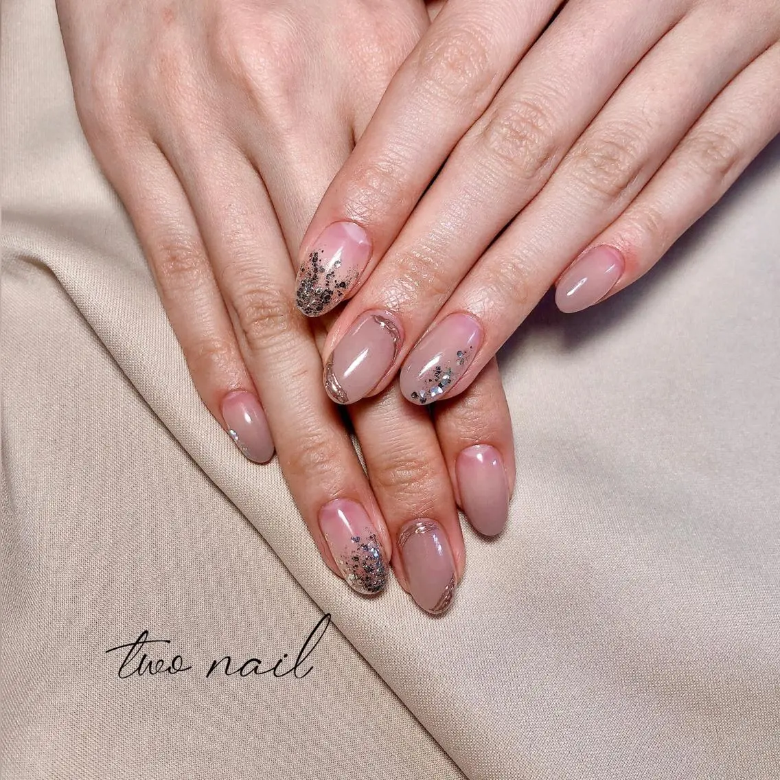ネイル アートネイル フットネイル ハート ニュアンスネイル ホワイト two nailのネイルデザイン