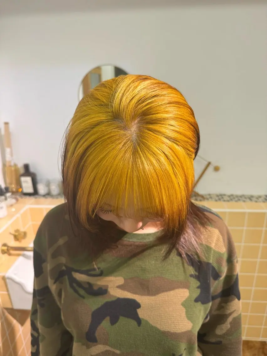 セミロング カラー ブリーチ Seeknext // Rukaのヘアスタイル