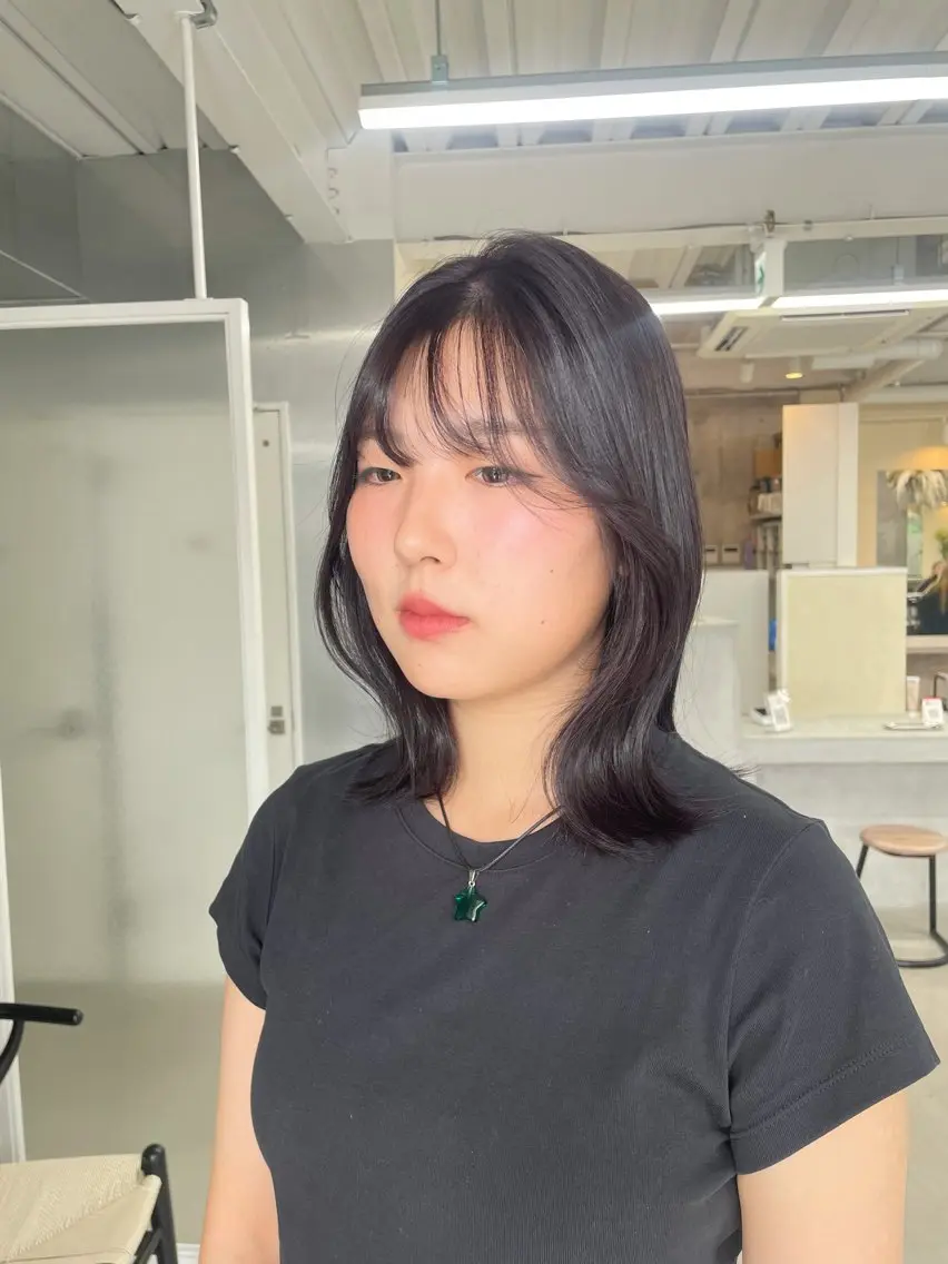 ミディアム カラー ブリーチ ディープラベンダー ダブルカラー ラベンダーカラー ブリーチなしカラー 松村 友里圭のヘアスタイル