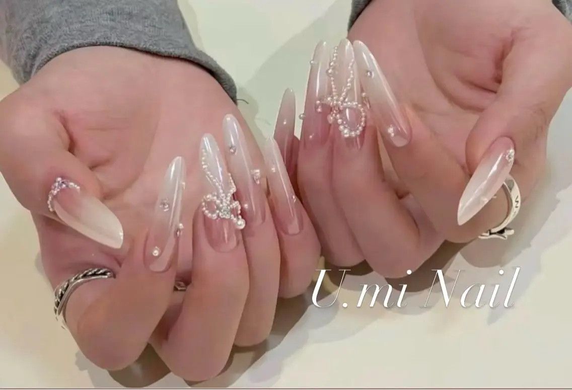 カラー ハンドネイル U.mi Nail Salonのネイルデザイン