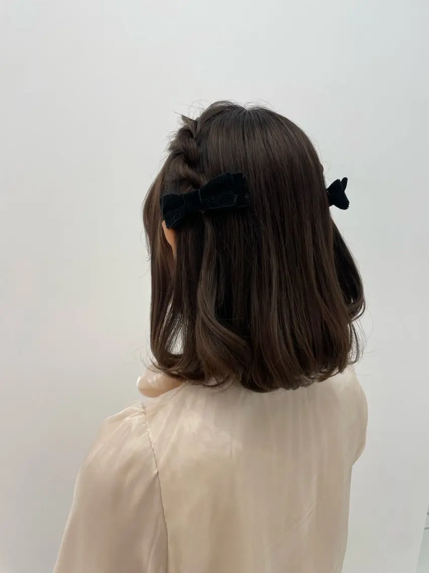 ミディアム ヘアアレンジ ボブ CARELLY Rukaのマツエク・マツパデザイン