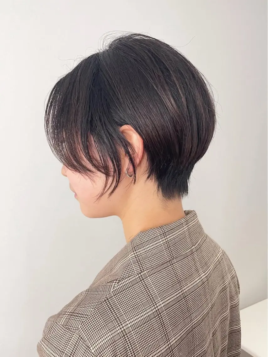 カラー 長谷川 萌々のヘアスタイル
