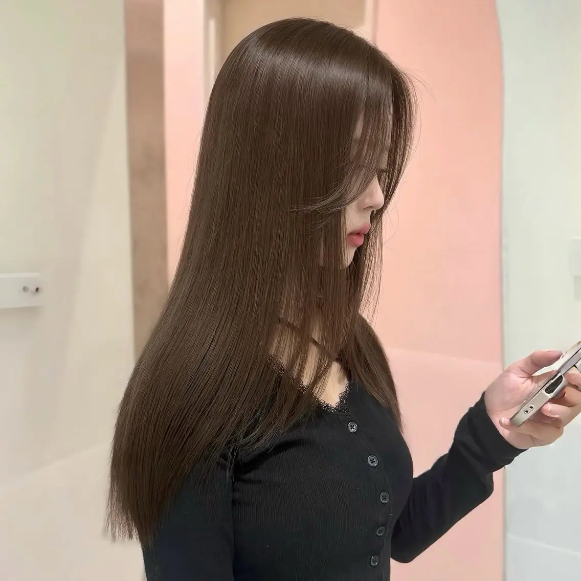 ロング カラー グレージュ カット ヘアカラー トリートメント モテ韓国ヘア/ レイヤー🤍RIKAのヘアスタイル