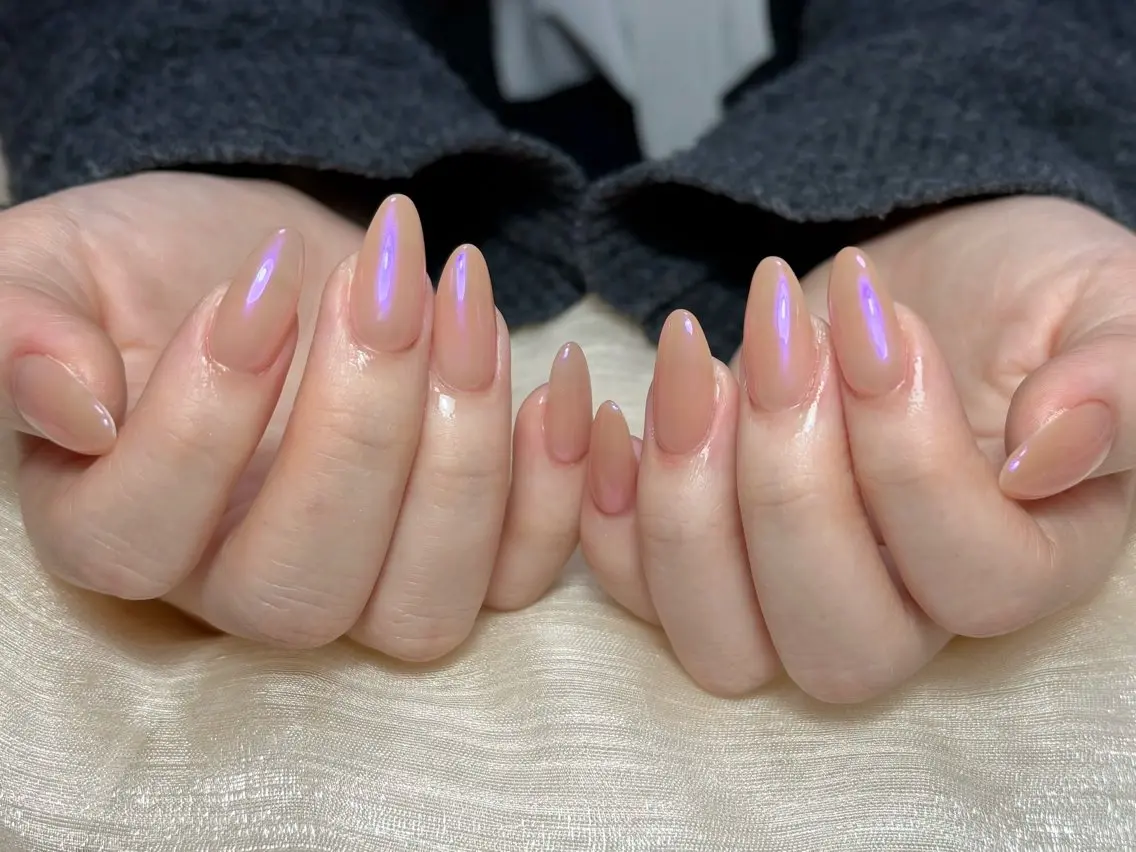 ネイル オーロラネイル チークネイル フレンチネイル ジェルネイル ガラスフレンチ ハンドネイル Nail Jolieのネイルデザイン