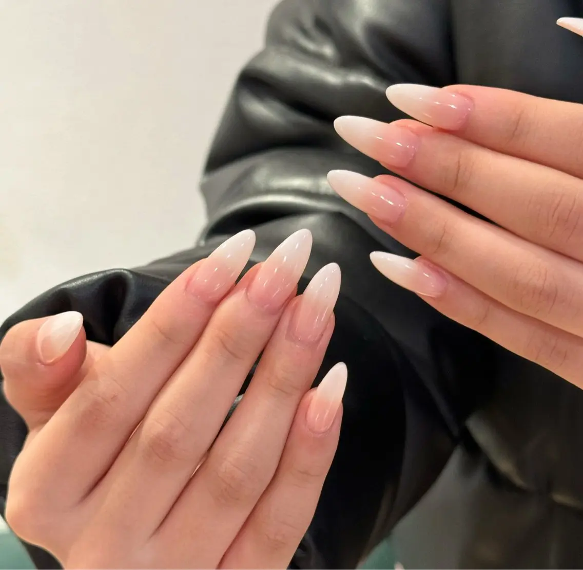 ネイル アートネイル オーロラネイル チークネイル フレンチネイル ガラスフレンチ ハンドネイル 🎀🎀YooLi Nail Salonのネイルデザイン