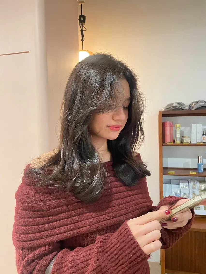 ミディアム カラー ゆるふわガーリーst yle🩰yuukaのヘアスタイル