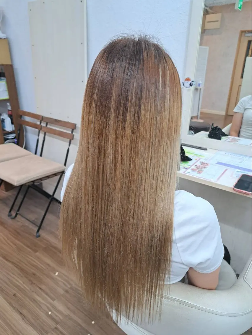 ロング エクステ エクステ GLOSS 心斎橋 山上のヘアスタイル