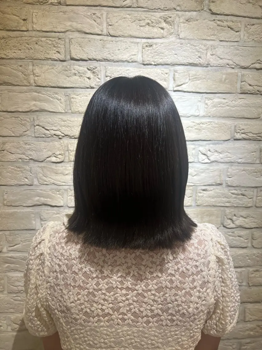 ミディアム 美髪矯正/艶髪 CLUTCH田中海琴のヘアスタイル