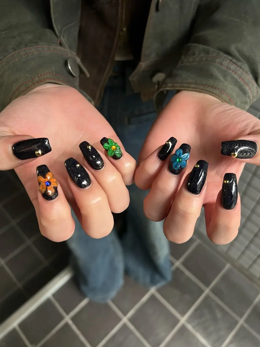ネイル ハンドネイル Hata nail 🎀個性派ニュアンスのネイルデザイン